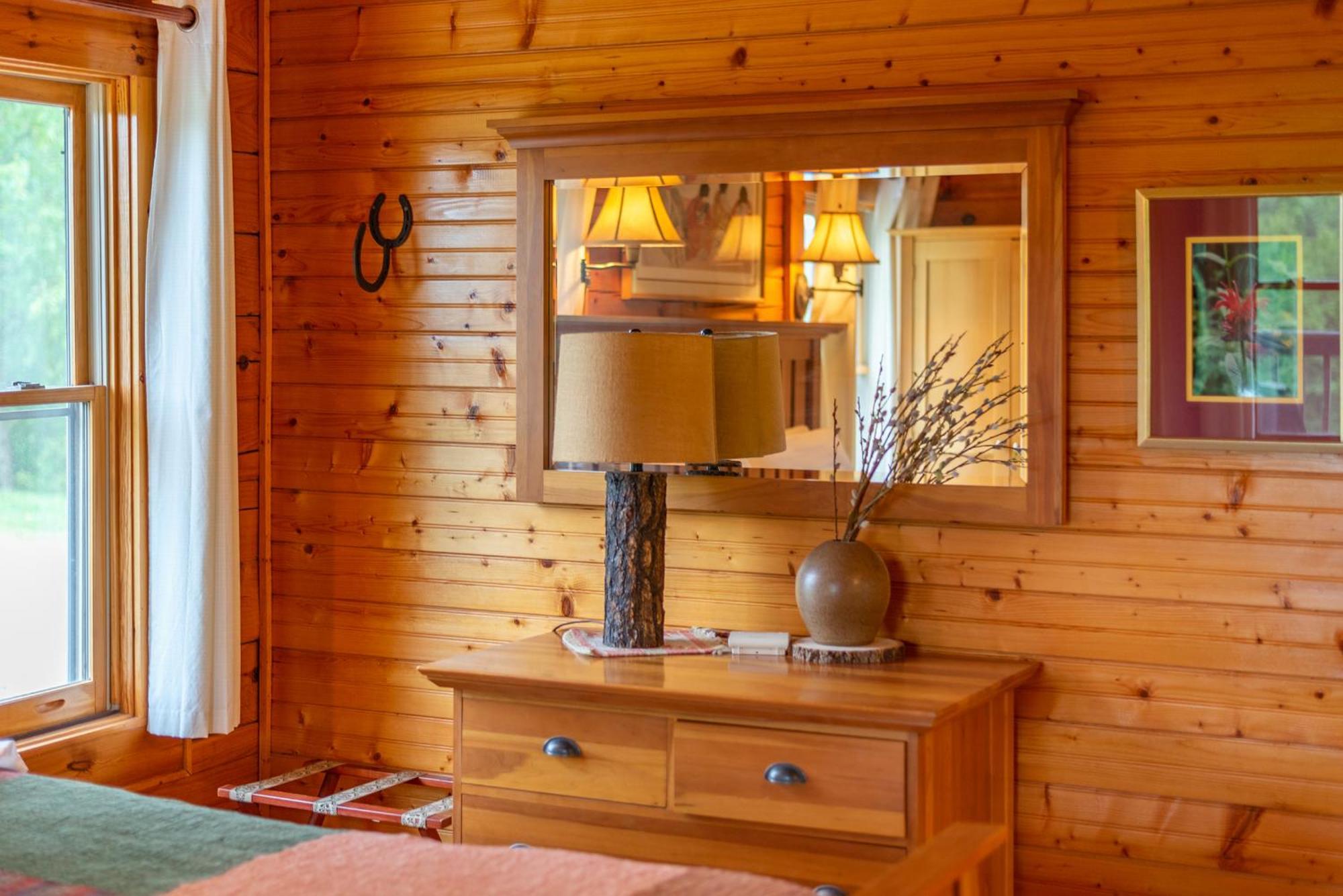 Engadine Inn And Cabins Candler Exteriör bild