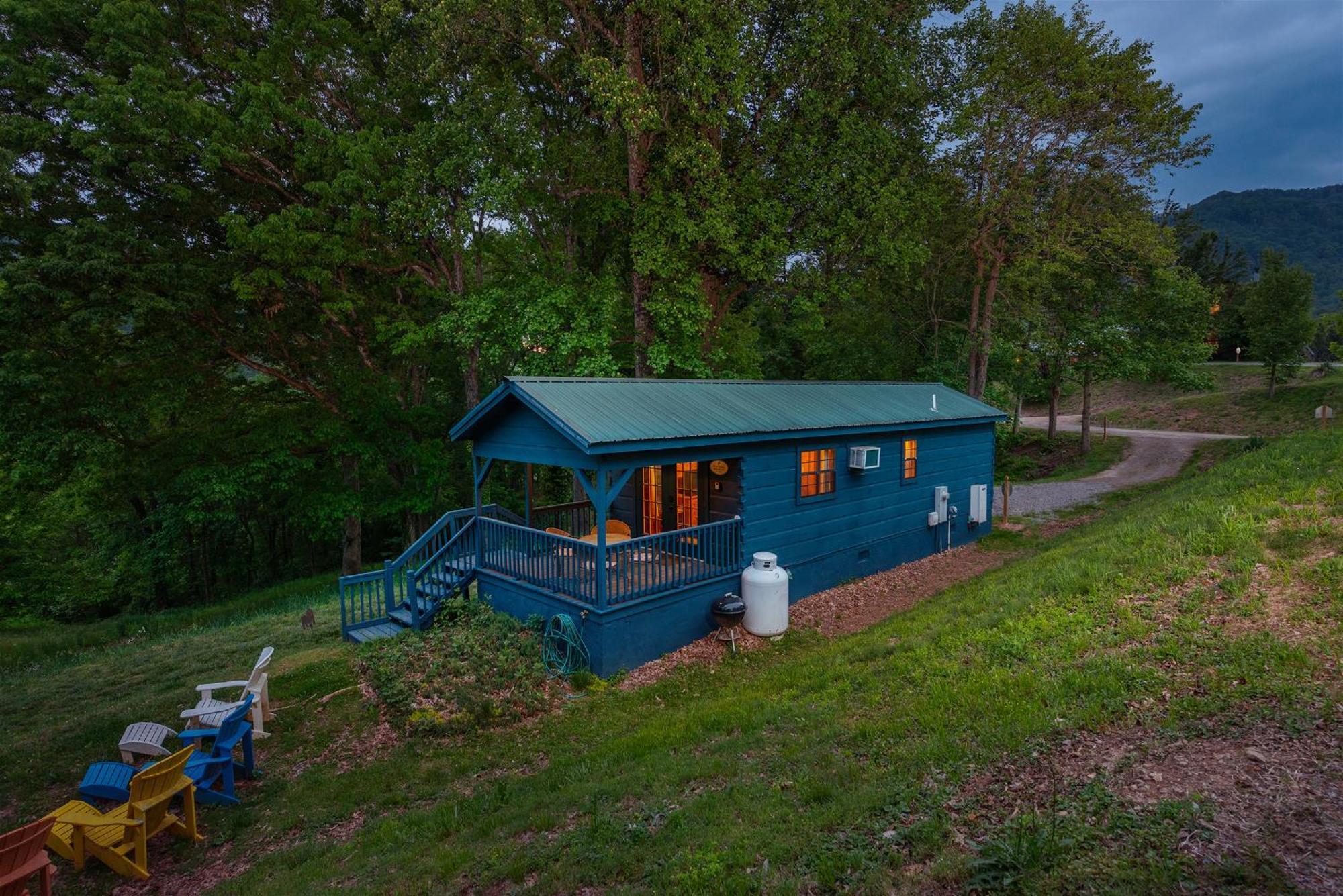 Engadine Inn And Cabins Candler Exteriör bild