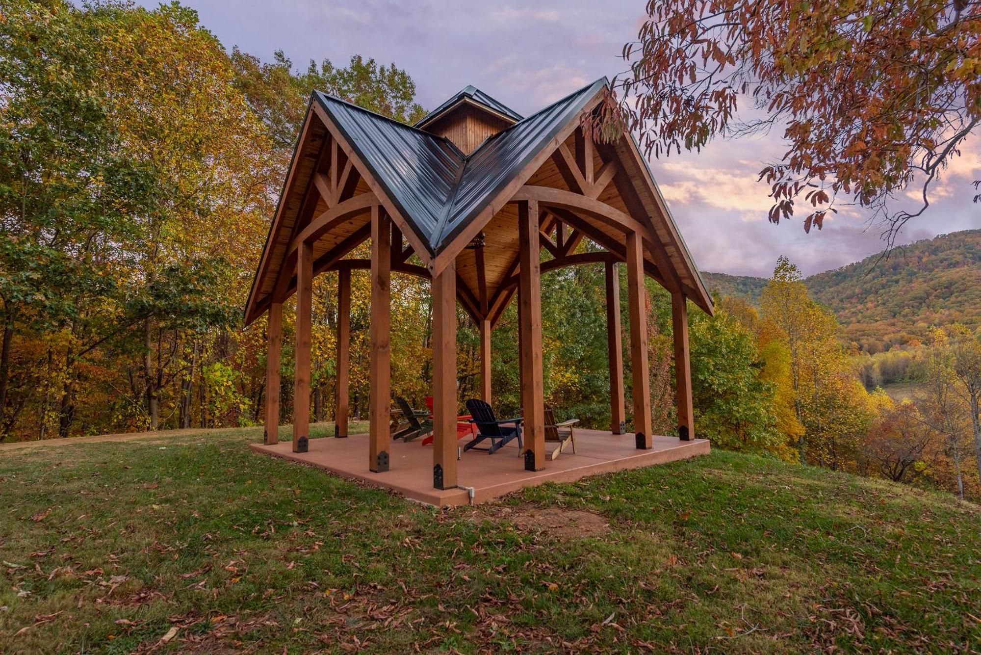 Engadine Inn And Cabins Candler Exteriör bild